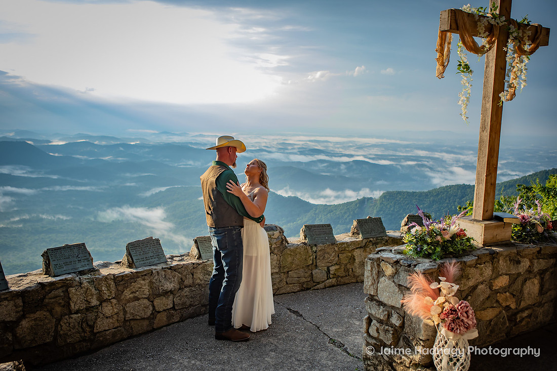 Asheville Micro Wedding Photographer