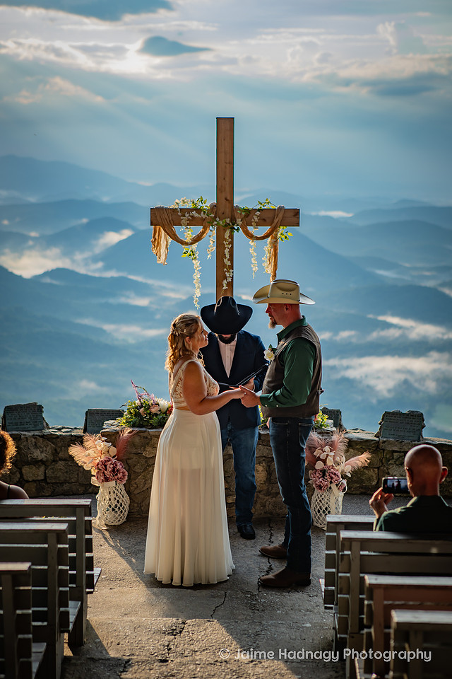 Morning Mountain Wedding | Asheville Elopement Photographer