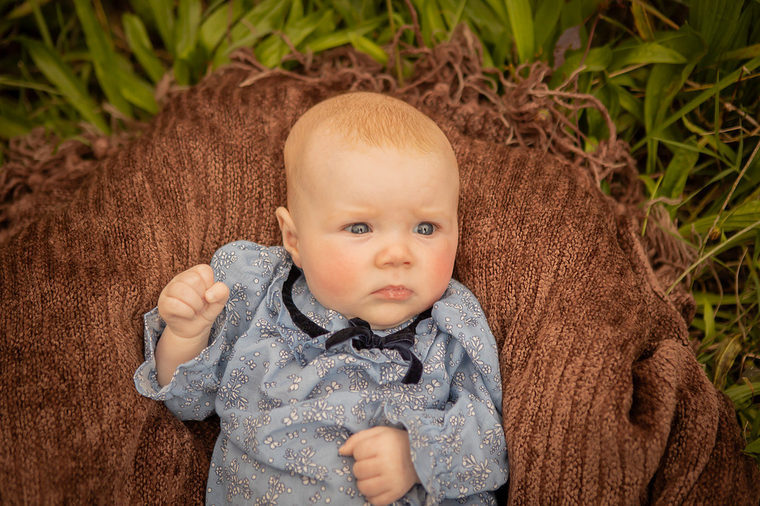 Adorable Lifestyle Family Photos with Baby in Asheville