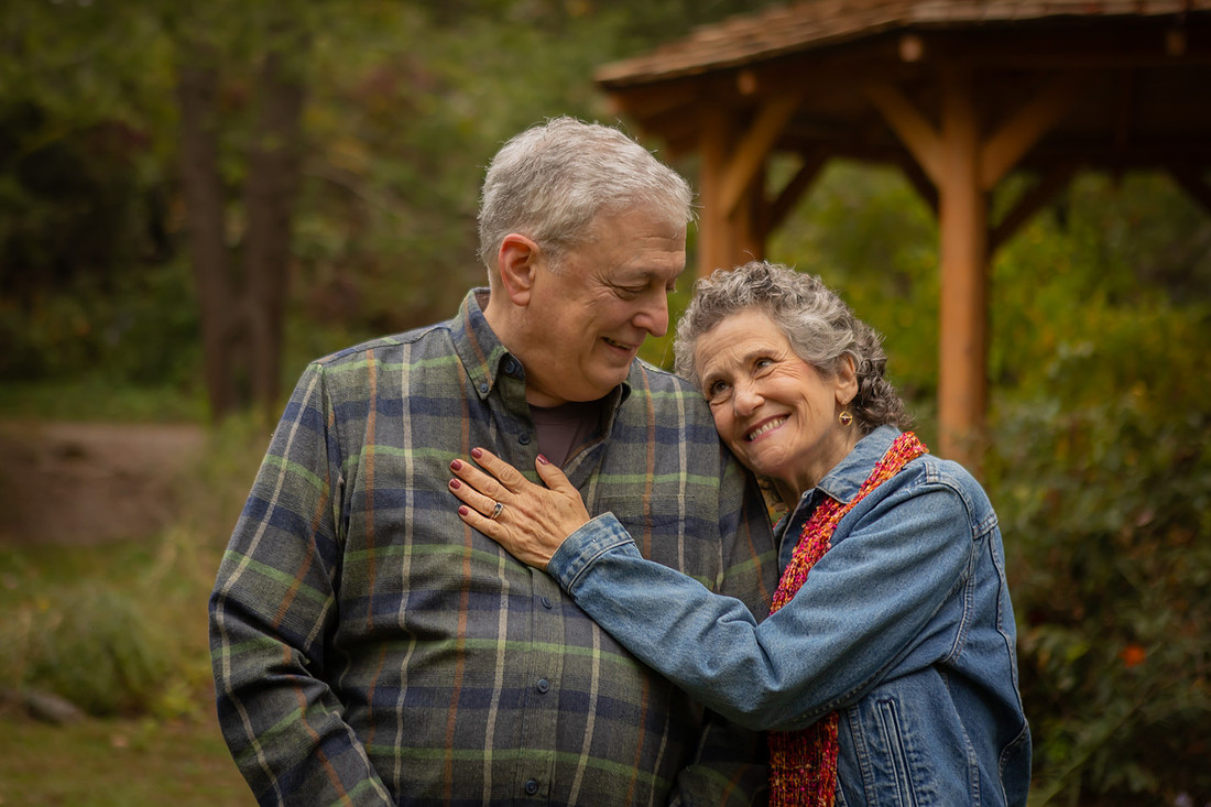 Fun Family Photos with Adult Children in Asheville Botanical Gardens