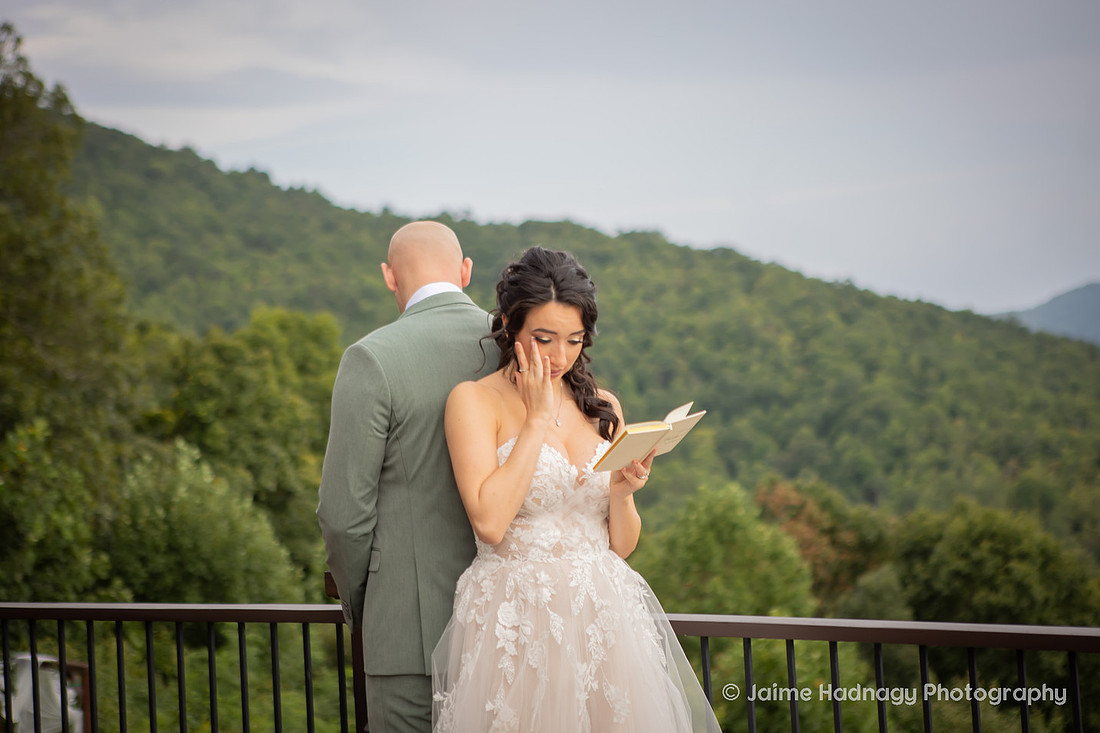 First Look and Private Vows With Bride and Groom Before Wedding