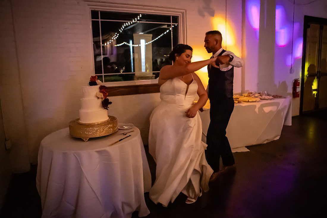 Cake Cutting Photography | Greenville SC Wedding Photographer