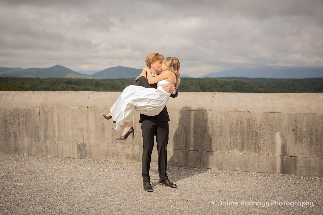 Biltmore Estate Elopement Photographer