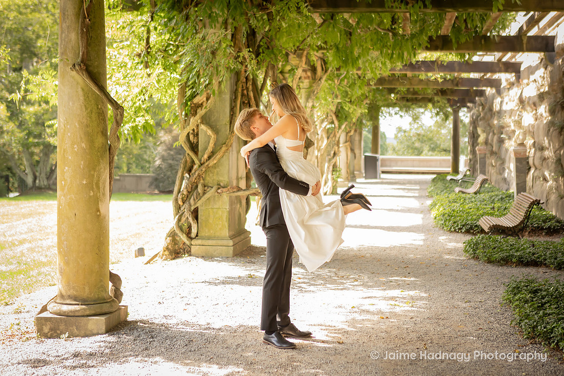 Asheville Photographer Engagement Photos at the Biltmore