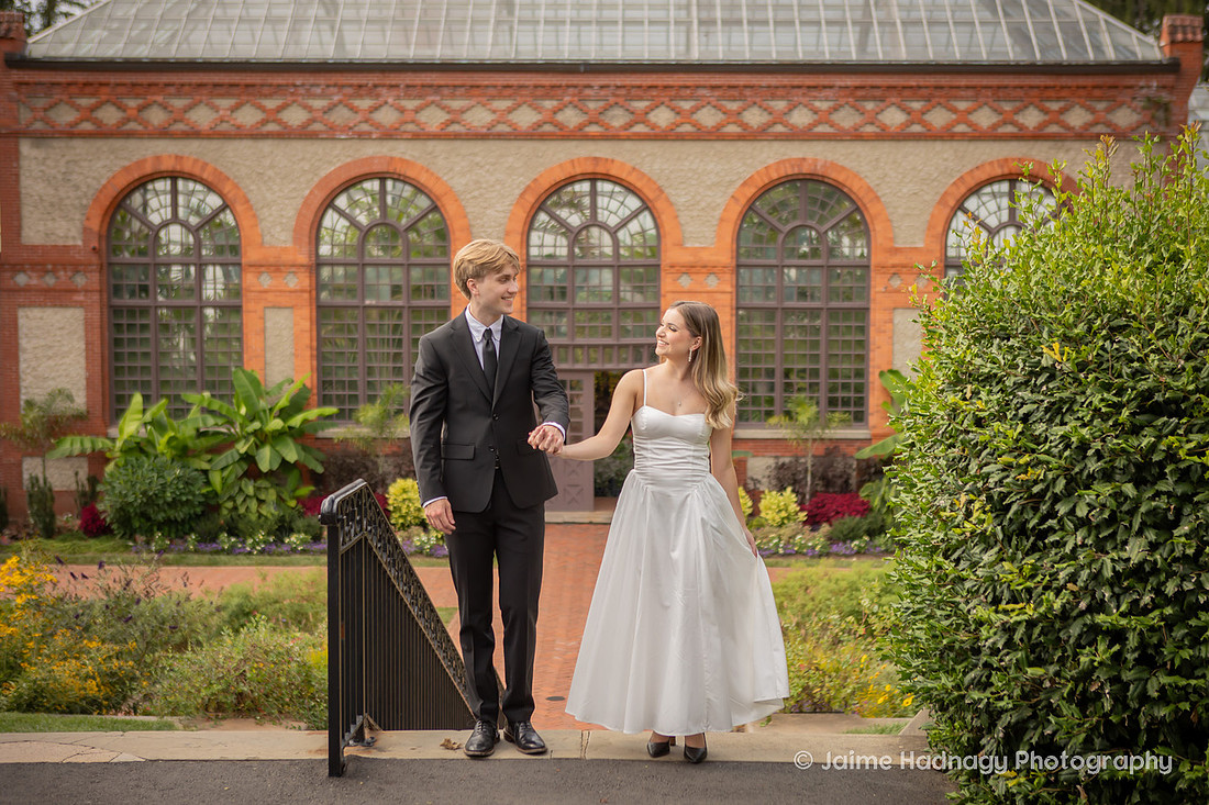 Asheville Photographer Engagement Photos at the Biltmore
