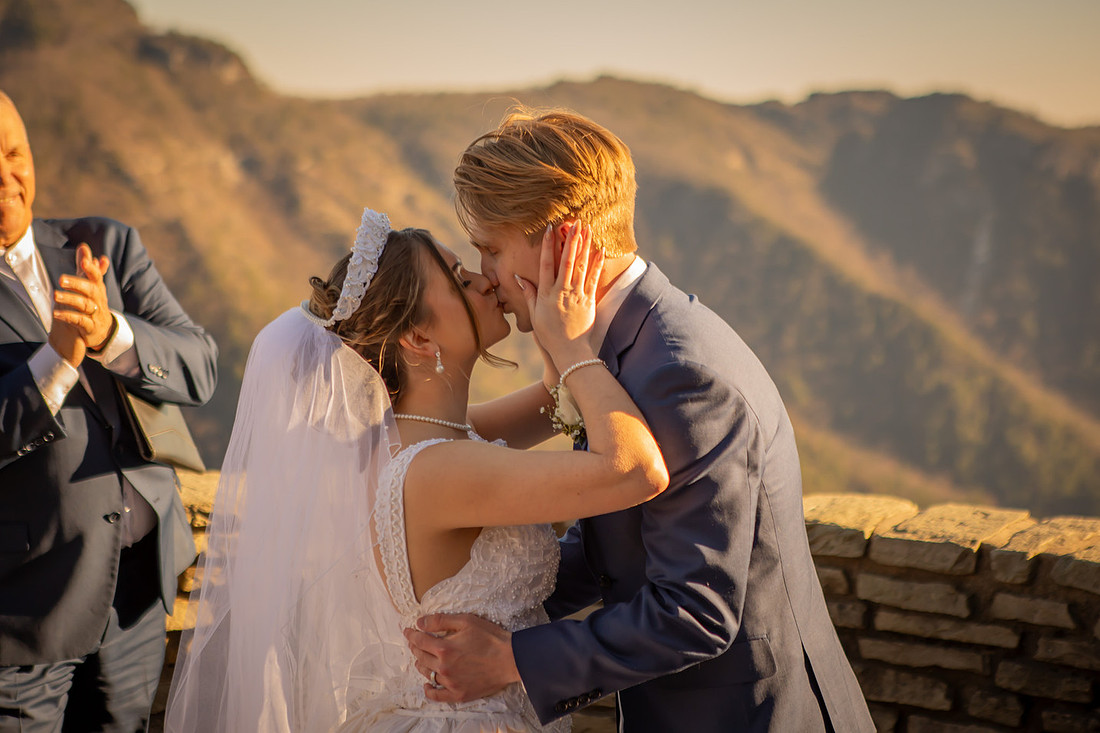 Wiseman'sView Elopement in the Fall | Adventure Wedding Photographer