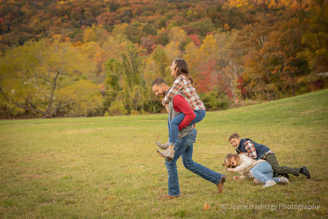 Fun Active Family Photos Lifestyle Outdoor Piggyback | Lake Lure Asheville