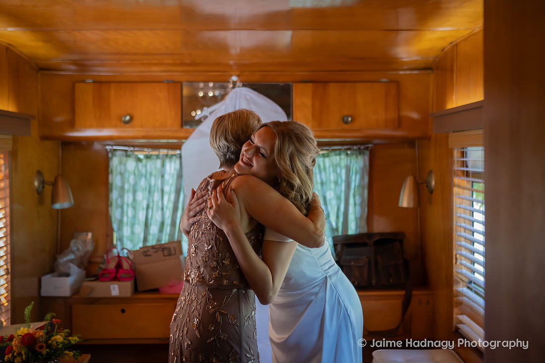 Getting Ready Wedding Photos at JuneBug Retro Resort in Asheville