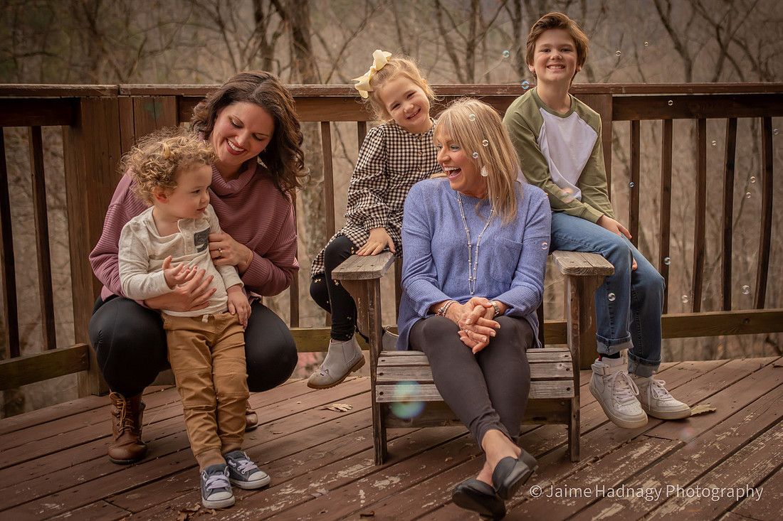 Cabin Vacation Family Photo Session | Old FOrt NC