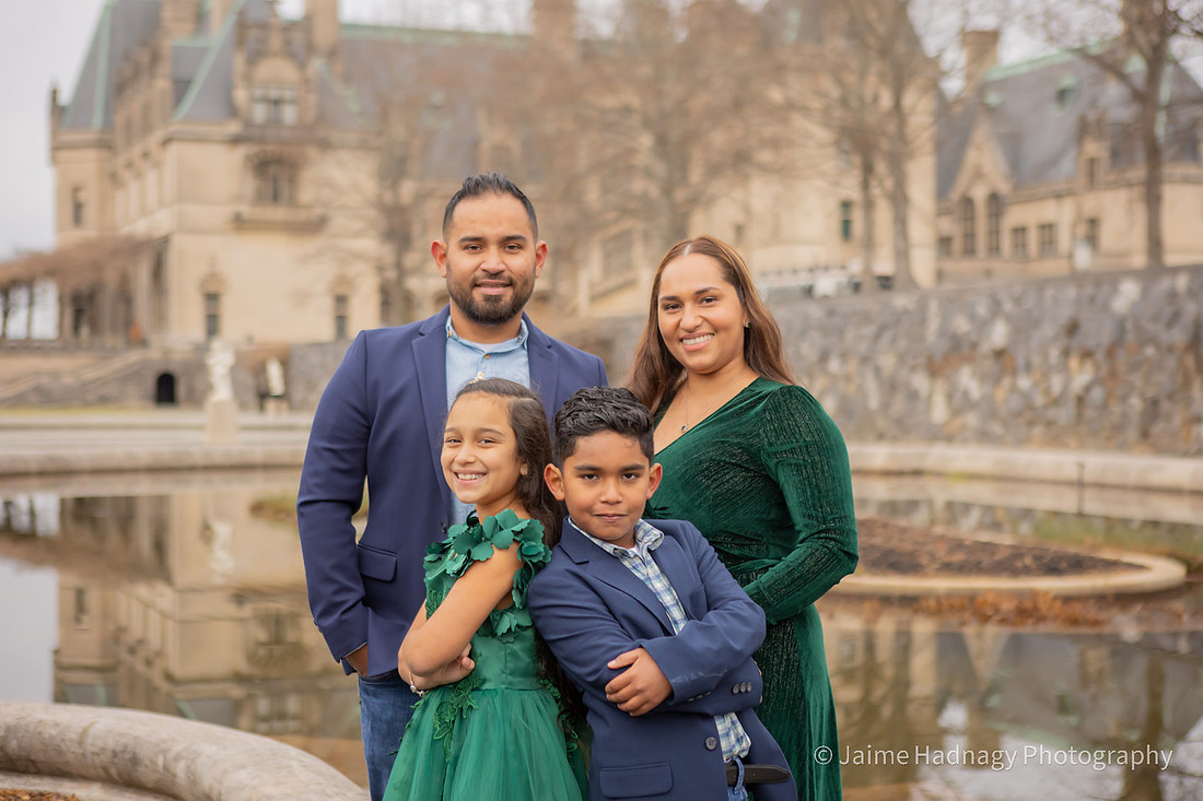 Christmas Card Photos at The Biltmore House | Asheville Family Photographer