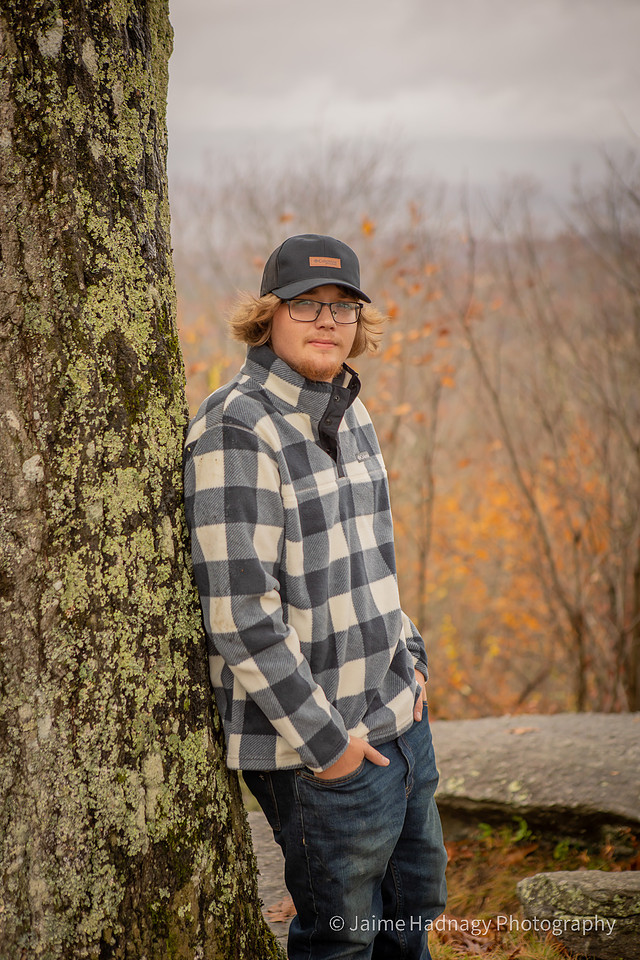 Senior Photo Shoot Outdoors | Hendersonville Portrait Photographer