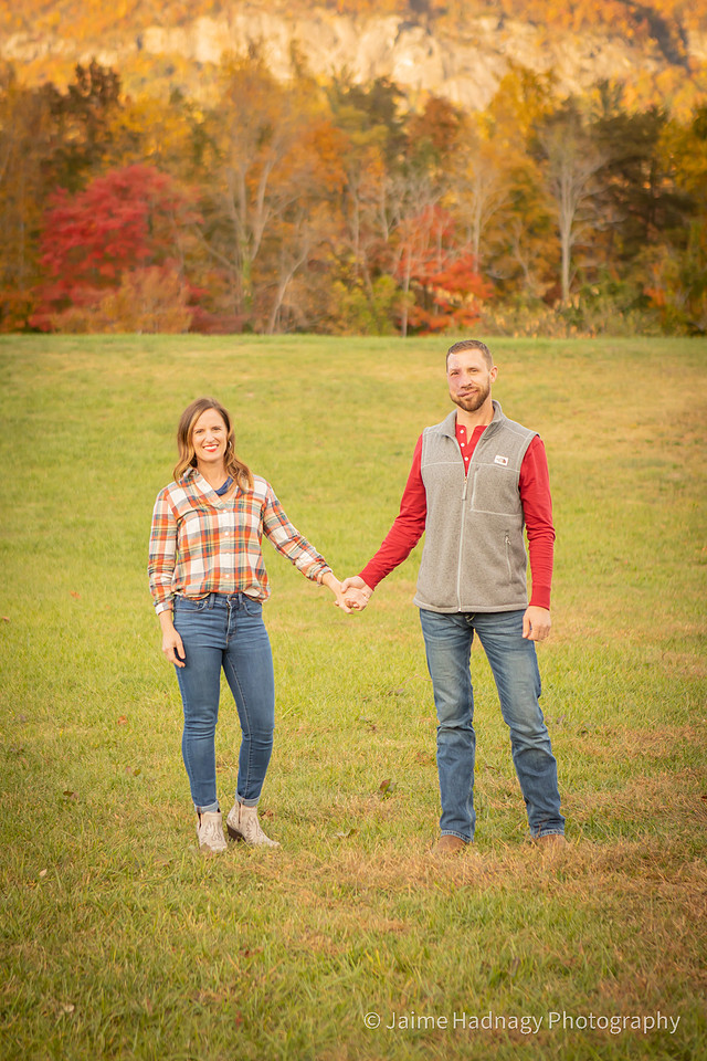 Cute Outdoor Family Photo Session at Lake Lure | NC Photographer