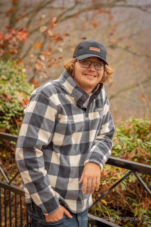 Senior Photo Shoot Outdoors | Hendersonville Portrait Photographer