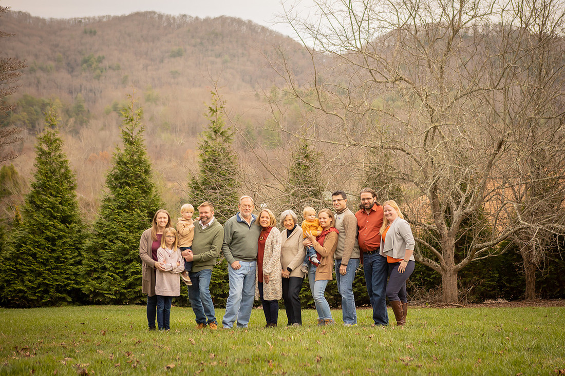 Extended Family Portrait Grandparents Grandchildren | Asheville Family Photographer