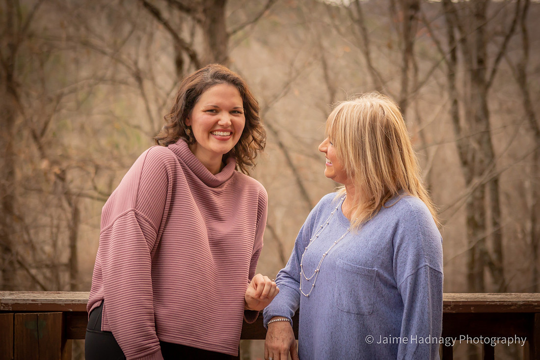 Extended Family Photo Session | Old Fort Photographer