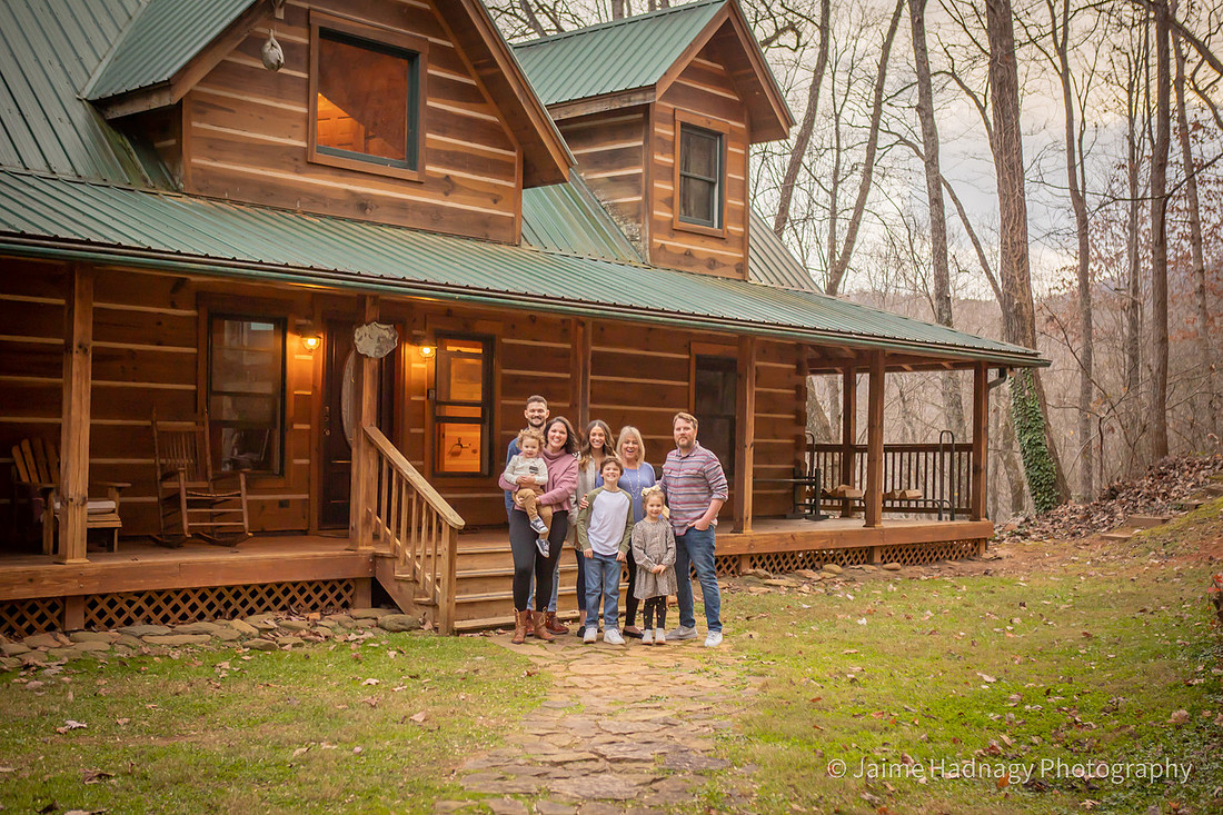 Extended Family Photo Session | Old Fort Photographer