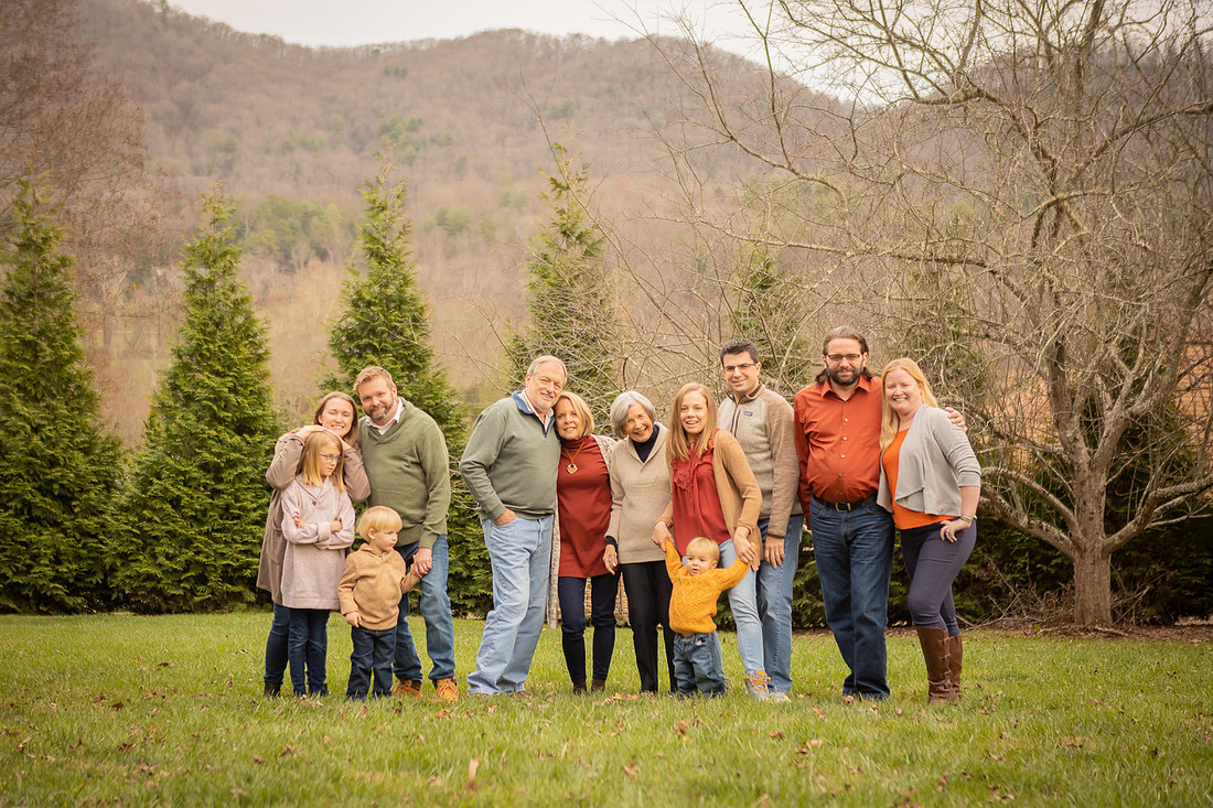 Cute Kids Family Photoshoot | Asheville Family PHotographer
