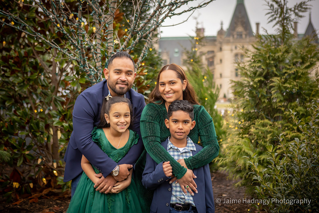 Christmas Card Photos at The Biltmore House | Asheville Family Photographer