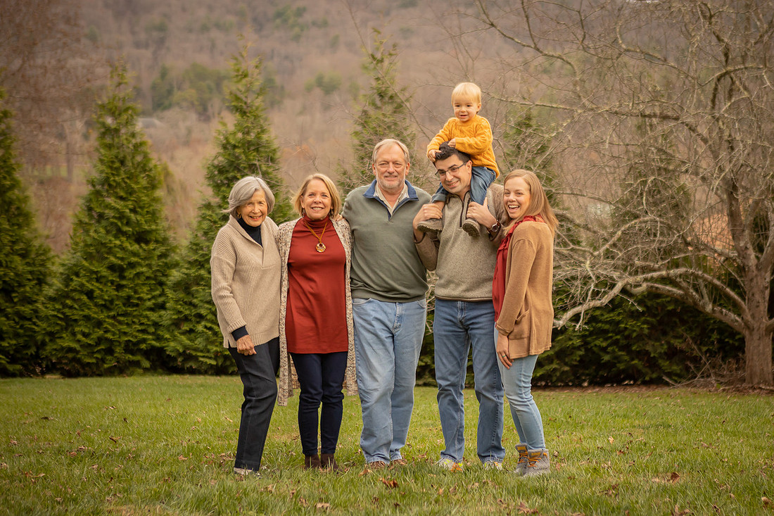 Cute Kids Family Photoshoot | Asheville Family PHotographer