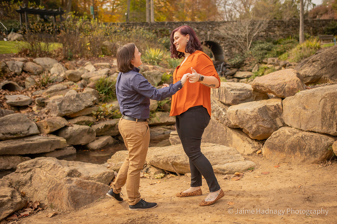Couples Photos at Falls Park