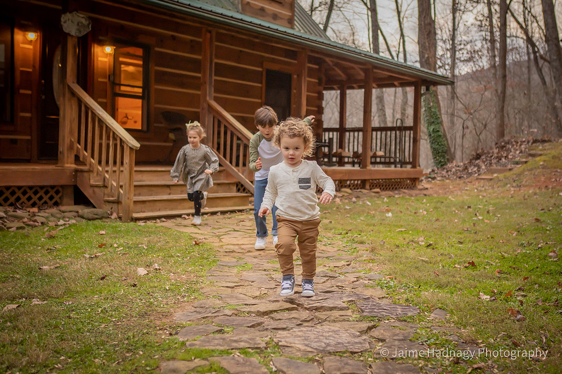 Woodsy Cabin Family Photography | Asheville Photographer
