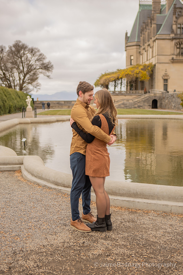 Engagement Photos at The Biltmore Estate | Asheville Photographers