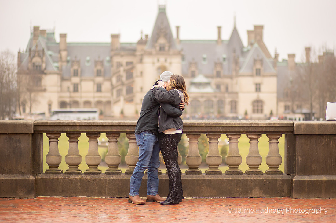 Asheville Engagement Photographer | Couples Photos at Biltmore Estate