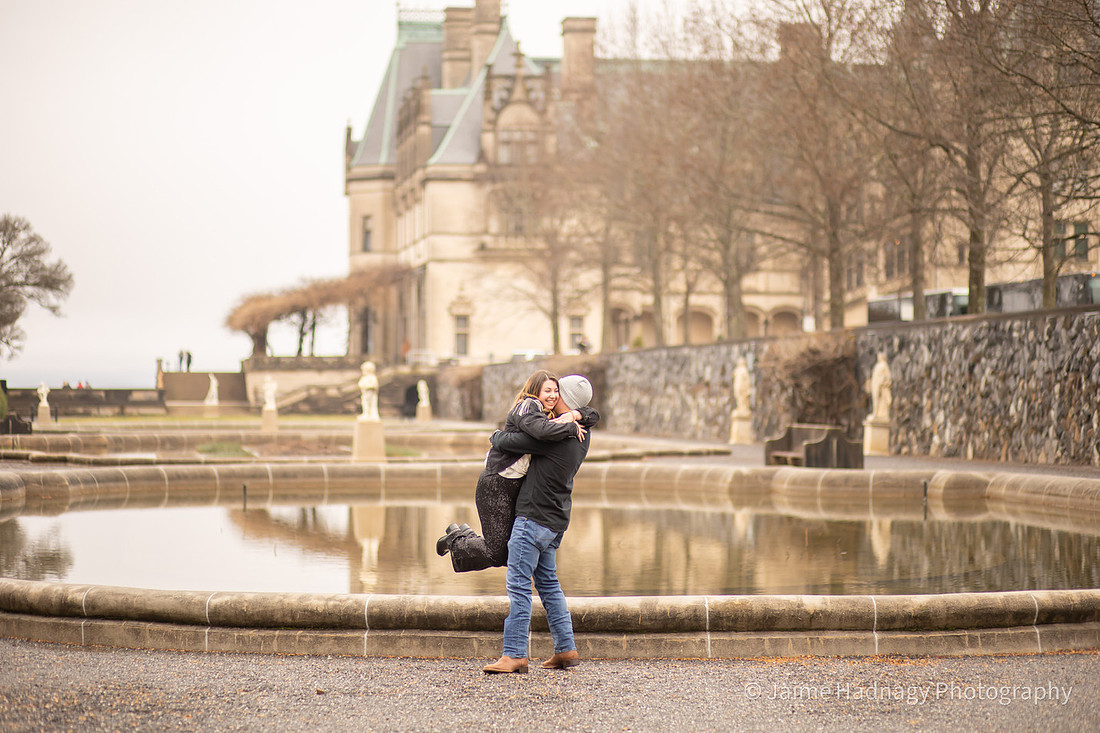 Asheville Engagement Photographer | Couples Photos at Biltmore Estate