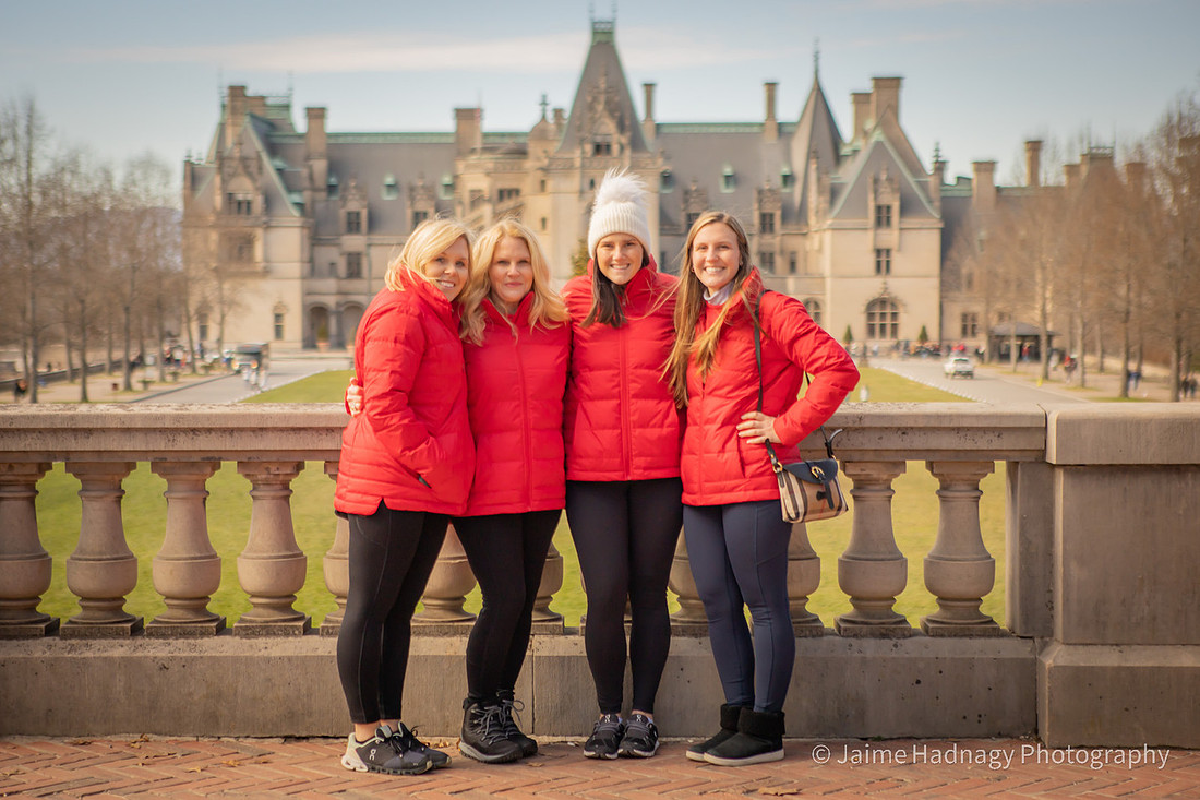 Girls Trip to The Biltmore Estate | Asheville Photographer