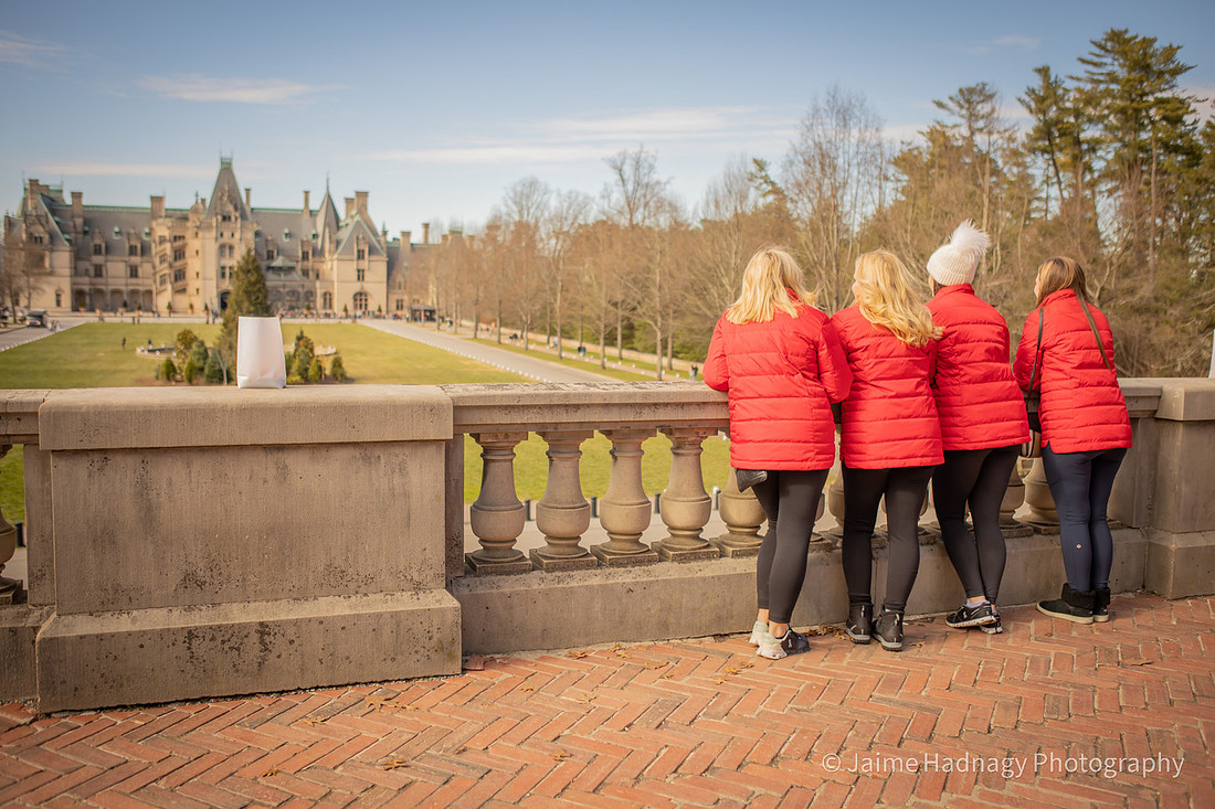 Asheville Photographer Christmas Photos at Biltmore Estate