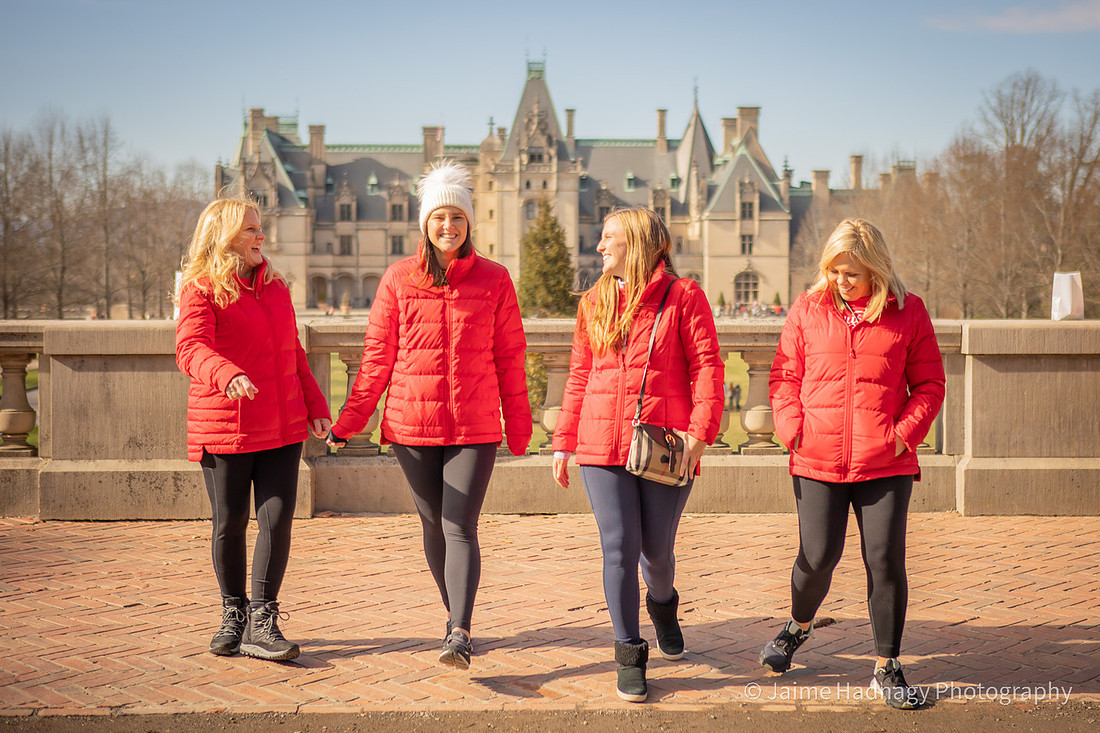 Asheville Photographer Christmas Photos at Biltmore Estate