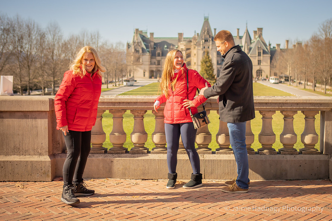 Asheville Photographer Christmas Photos at Biltmore Estate