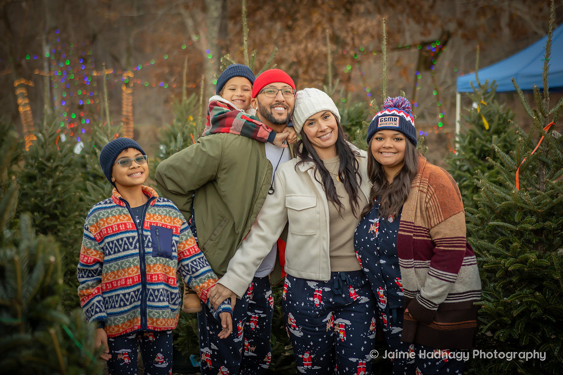 Christmas Family Photos | Asheville Photographer
