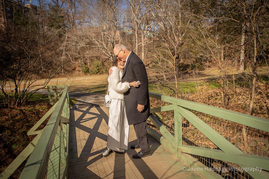 Couples Photos at Botanical Gardens of Asheville
