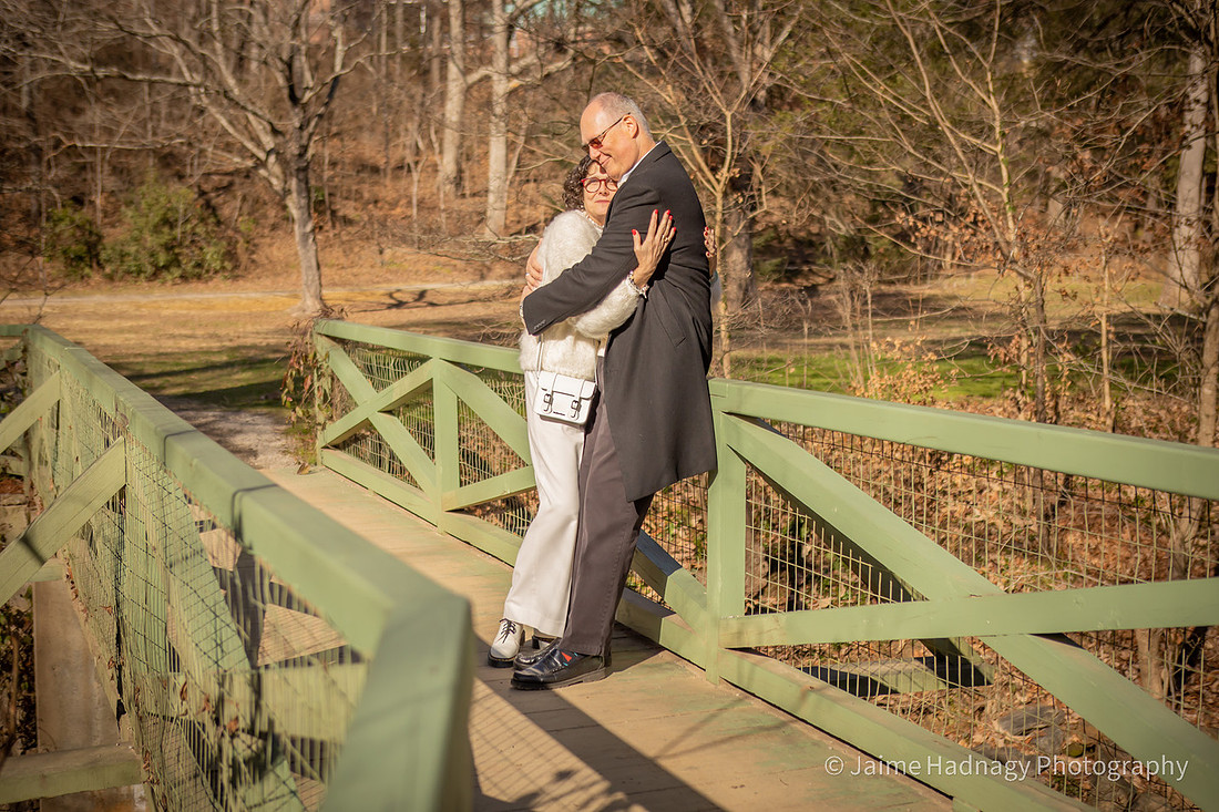 Couples Photos at Botanical Gardens of Asheville