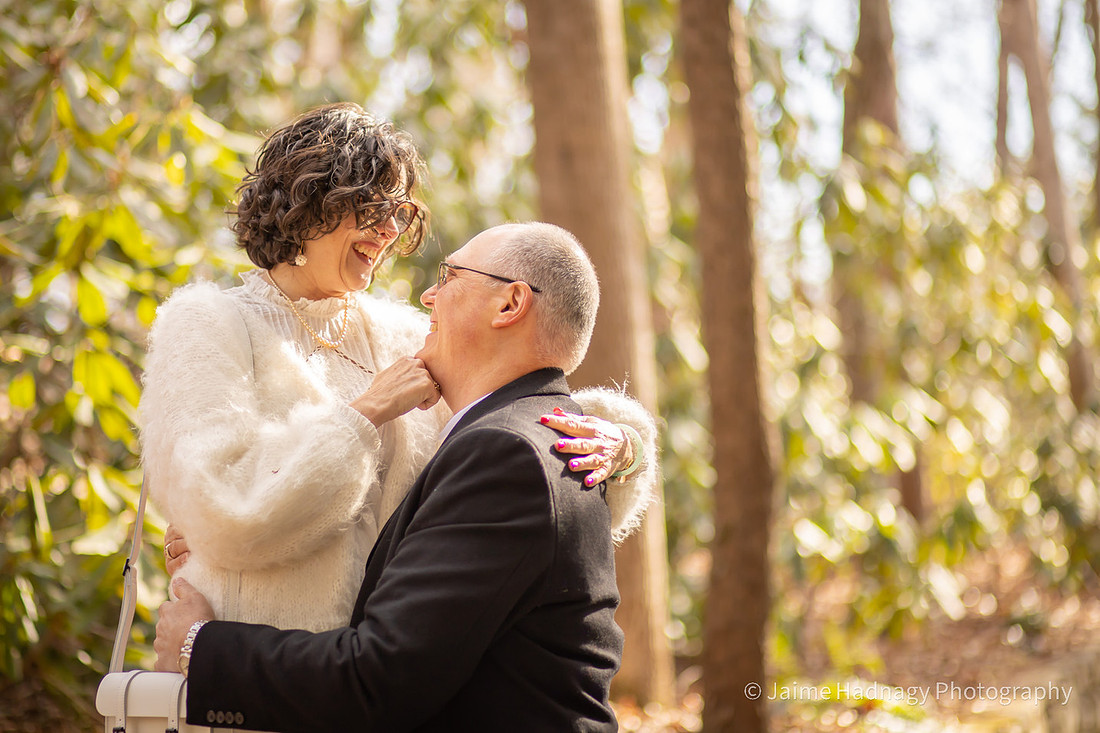 Anniversary Photos in Asheville Botanical Gardens | Couples Photographer