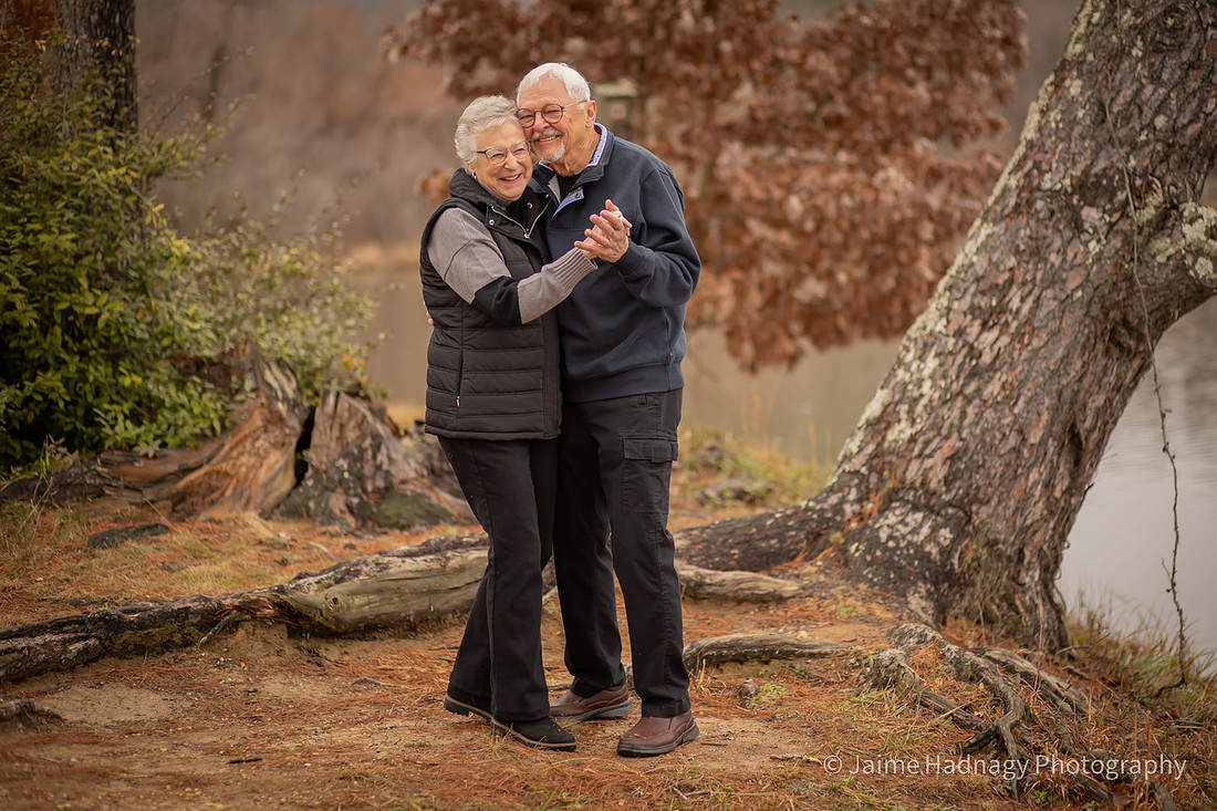 Wintertime Family Photos Christmas Week | Asheville Photographer