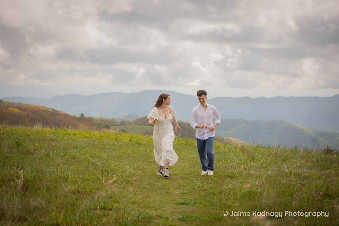 Mountain Engagement Photo Session | Western NC Photogrpaher