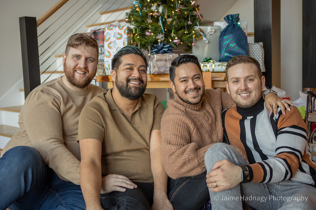 AirBNB Christmas Photos | Asheville Family Photographer