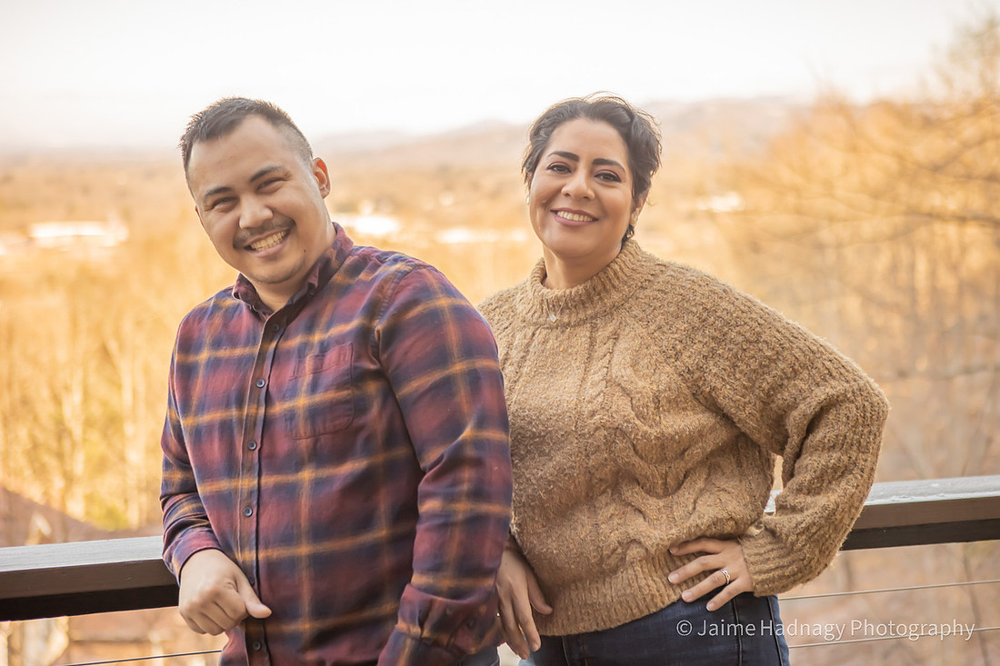 AirBNB Christmas Photos | Asheville Family Photographer