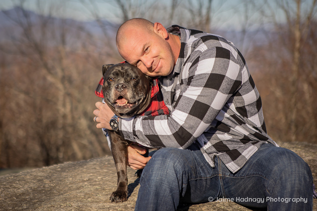 Loving Family Photos with Senior Dog | Asheville Pet Photographer