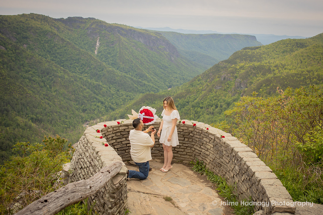 Gorgeous Mountain Proposal at Wiseman's View in Linville, NC | WNC Engagement Photographer