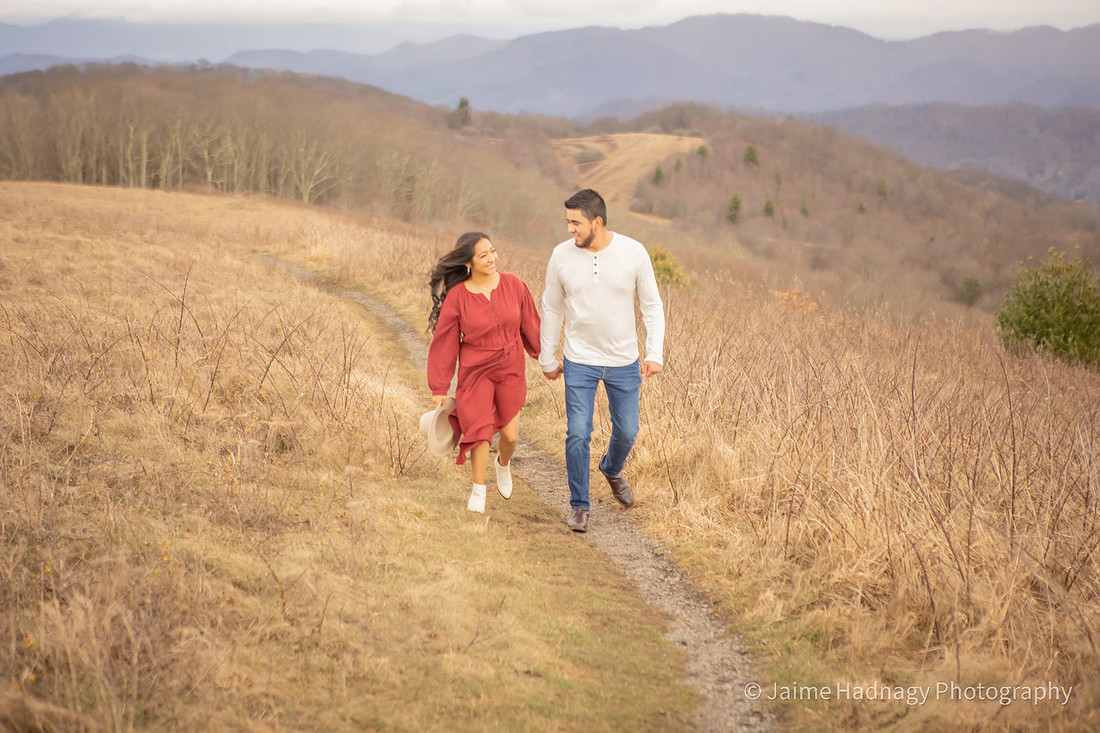 Couples Photos at Max Patch | Asheville Photographer