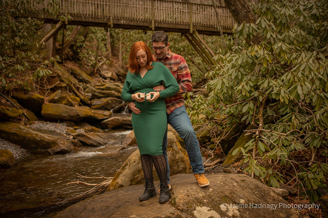 Asheville Baby Photographer | Maternity Couples Photos in the Forest by the Creek