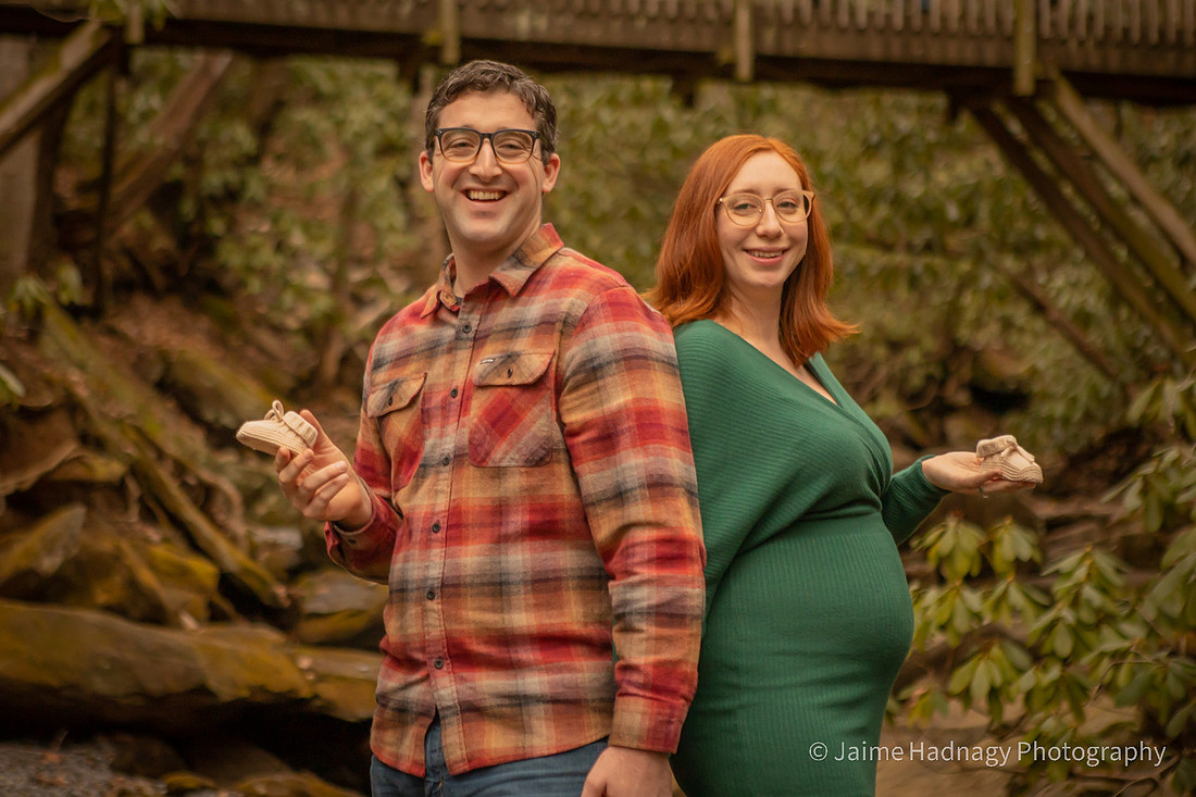 Asheville Baby Photographer | Maternity Couples Photos in the Forest by the Creek
