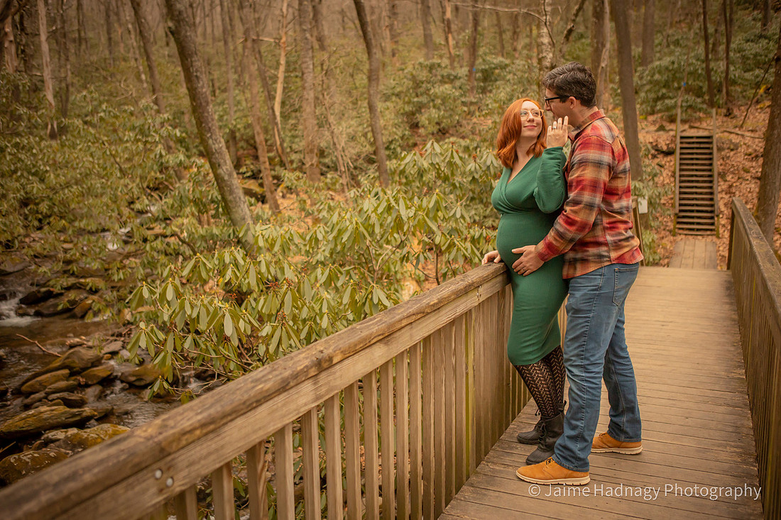 Asheville Baby Photographer | Maternity Couples Photos in the Forest by the Creek