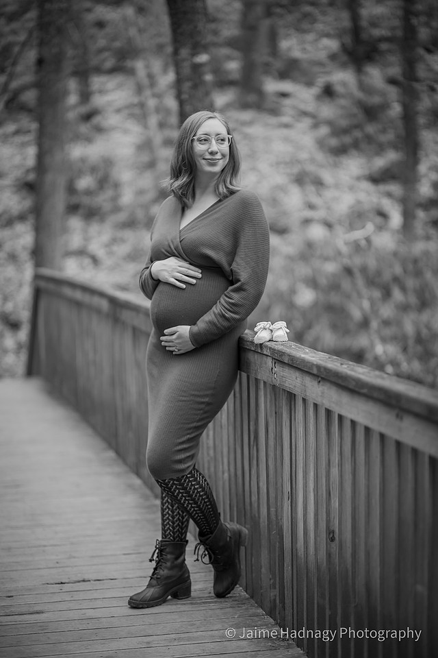 Asheville Baby Photographer | Maternity Couples Photos in the Forest by the Creek