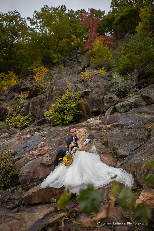 Asheville Elopement Pictures | Mountain Micro Wedding