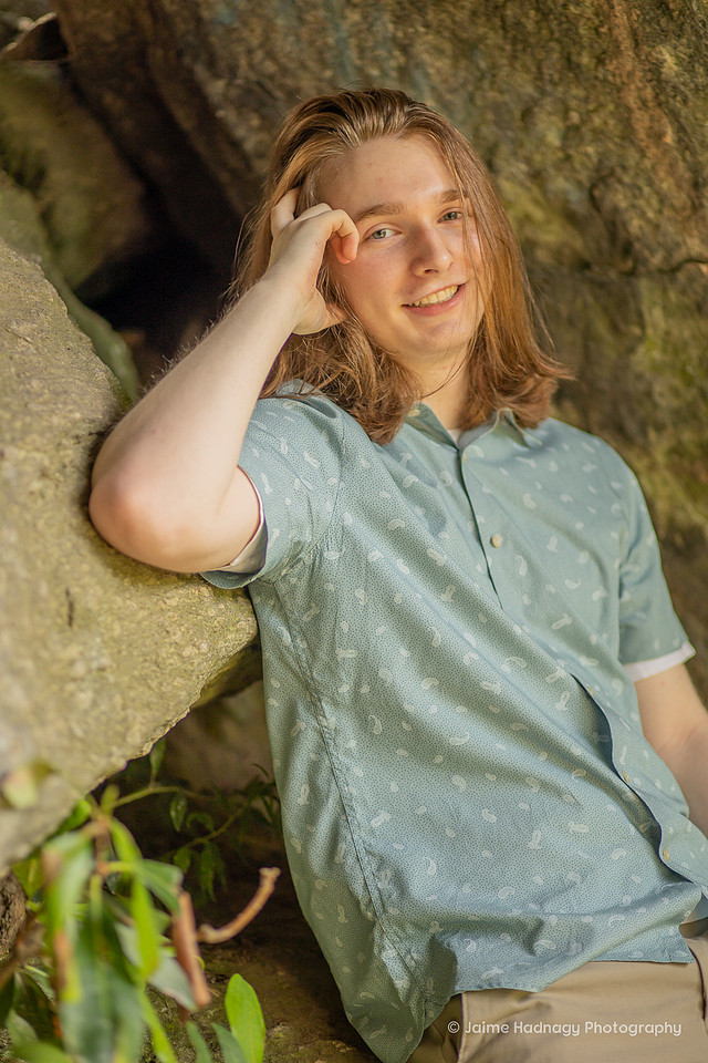 Outdoorsy Senior Photos | NC Portrait Photographer