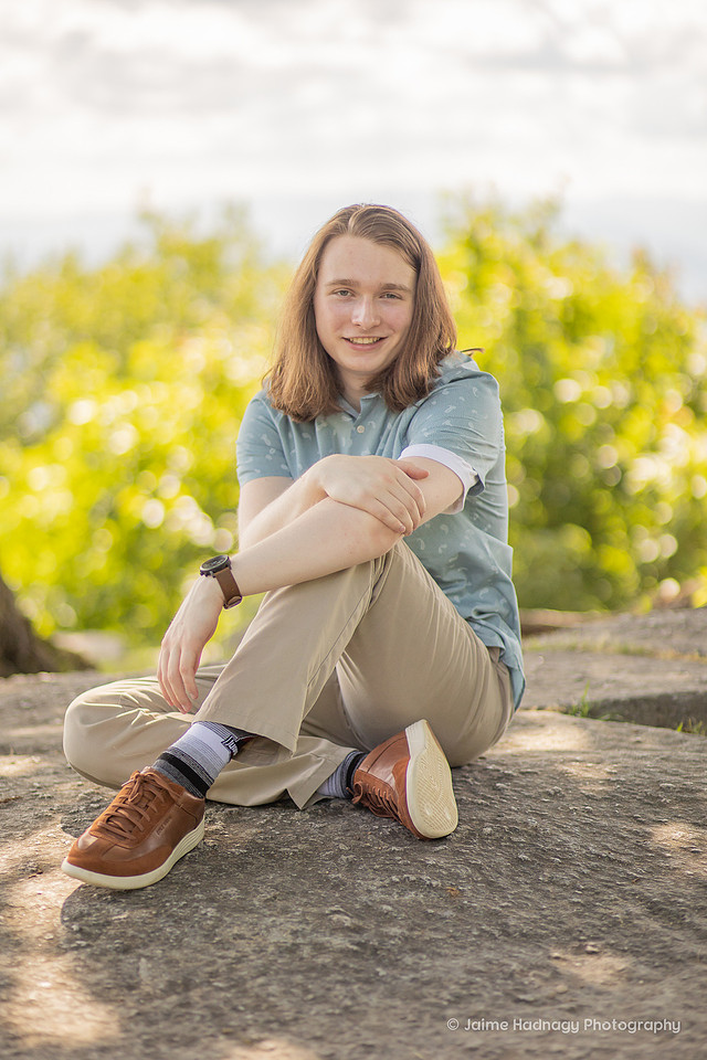Outdoorsy Senior Photos | NC Portrait Photographer